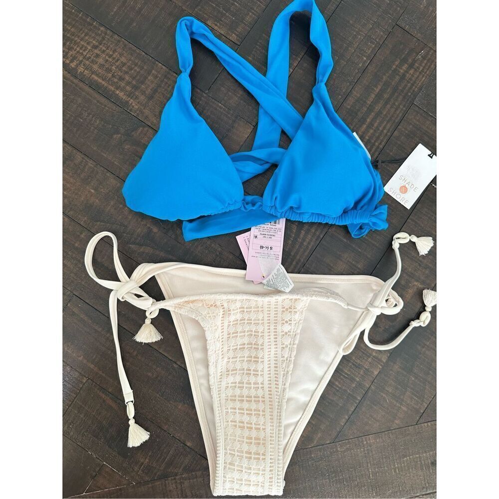 🌸 Blue Triangle Halter and White Crochet Bottom Target Bikini Size Small New